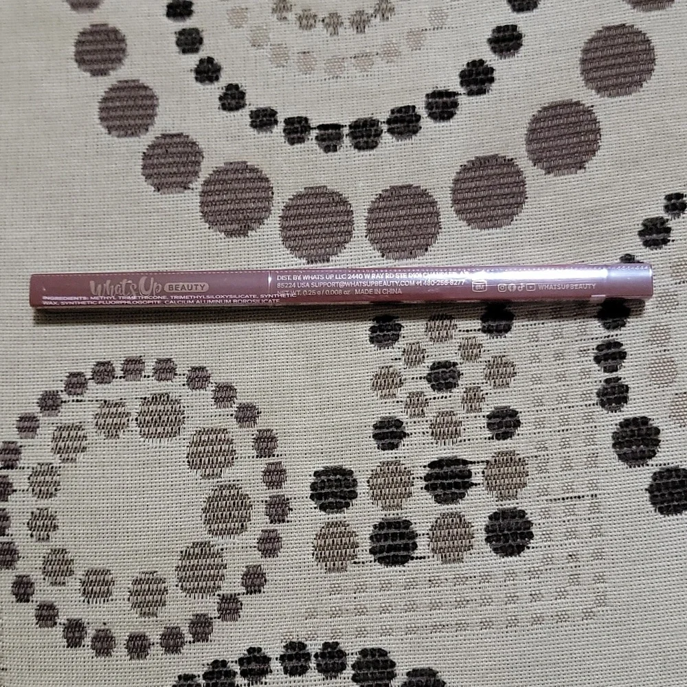 Whats Up Beauty Wind Glider Gel Eyeliner Pencil in 03 Burgundy